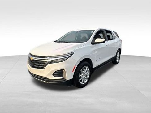 Used 2024 Chevrolet Equinox LT image 40