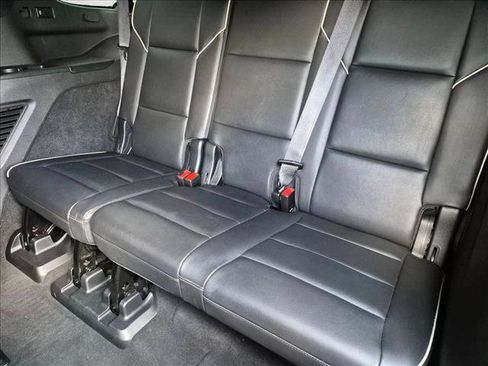 Used 2021 Cadillac Escalade Premium Luxury RWD image 20