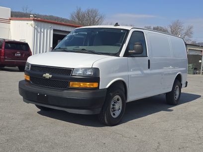 Used 2021 Chevrolet Express 2500 RWD 2500 135 w/ Driver Convenience Package