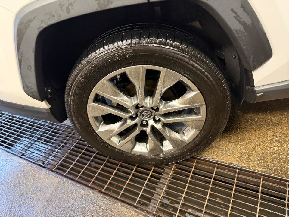 Certified 2019 Toyota RAV4 XLE Premium w/ Cold Weather Package AWD/4WD image 25
