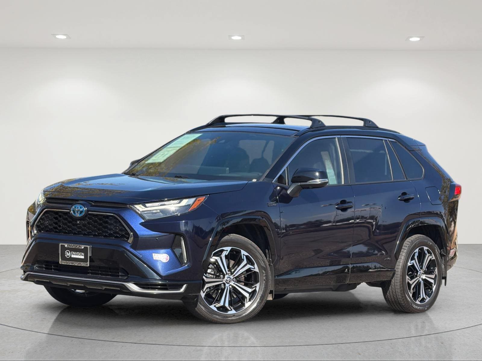 Used 2023 Toyota RAV4 XSE w/ Premium Package AWD/4WD image 2