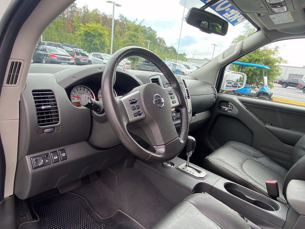 Used 2020 Nissan Frontier PRO-4X w/ Pro-4x Utility Package AWD/4WD image 9
