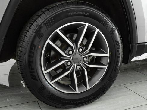 Used 2020 Jeep Grand Cherokee Limited image 51