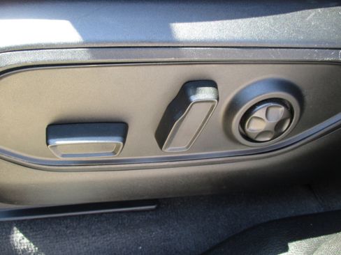 Used 2022 Jeep Grand Cherokee L Limited image 41