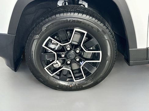 New 2026 Jeep Cherokee AWD/4WD image 16