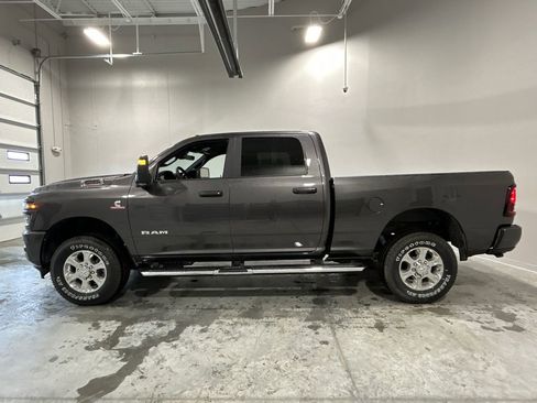 New 2025 RAM 2500 Big Horn image 9