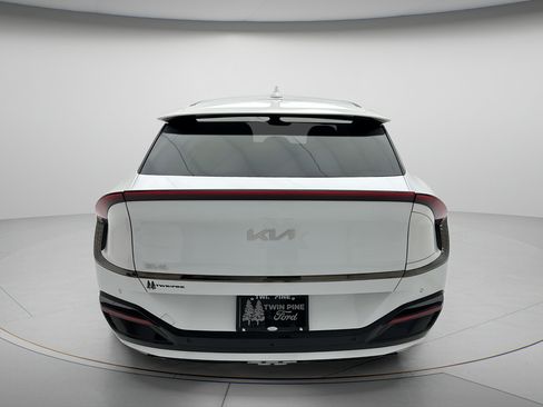 Used 2024 Kia EV6 GT-Line AWD/4WD image 6