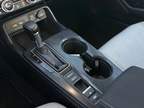 Used 2024 Honda Civic EX image 12