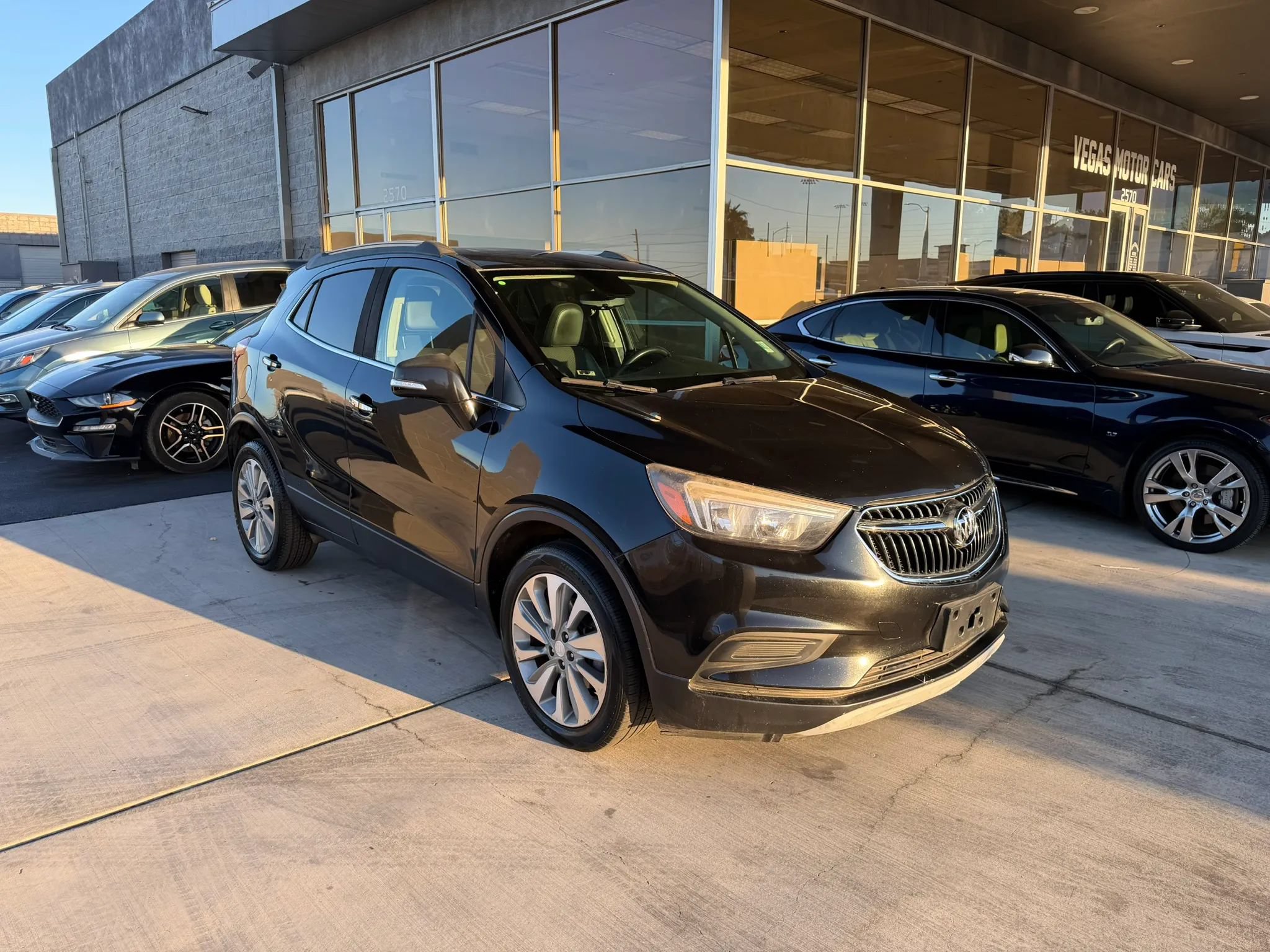 Used 2018 Buick Encore Preferred FWD image 2