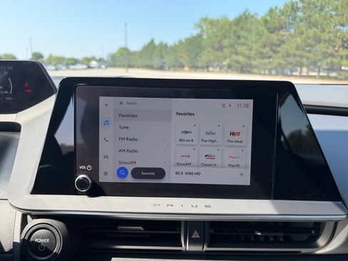 Used 2025 Toyota Prius LE FWD image 26
