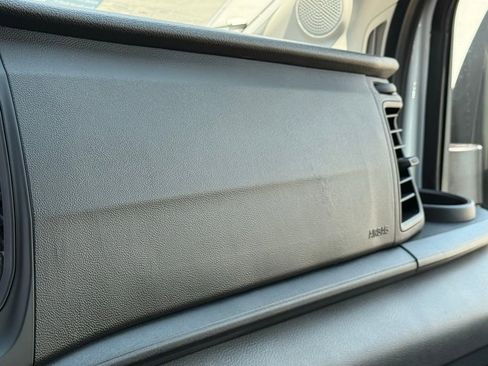 New 2025 Ford Transit 250 148 Medium Roof image 8