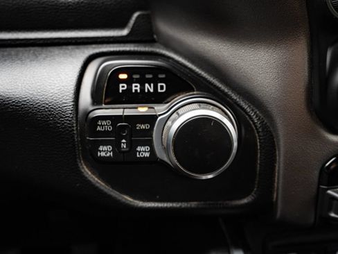 Used 2019 RAM 1500 Big Horn AWD/4WD image 18