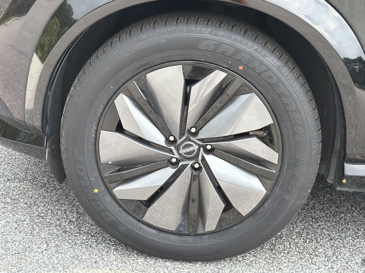 Certified 2023 Nissan Ariya FWD image 33