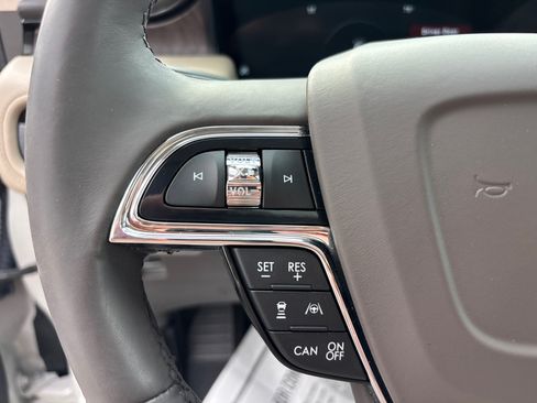 Certified 2023 Lincoln Nautilus Reserve w/ Equipment Group 201A AWD/4WD image 17