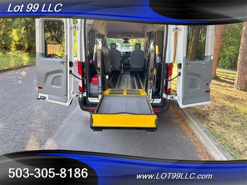 Used 2018 Ford Transit 150 XL image 27