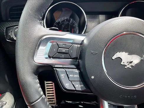 Used 2017 Ford Mustang Coupe RWD image 20