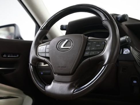 Used 2019 Lexus LS 500 AWD image 47