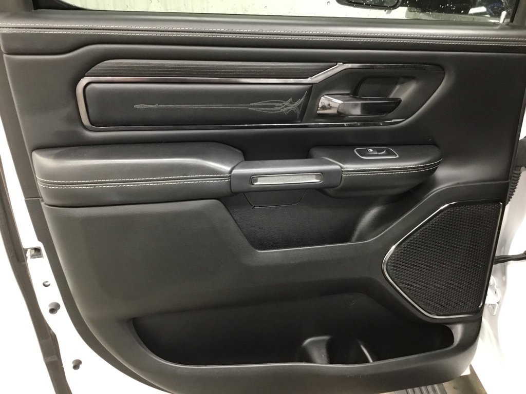 Used 2022 RAM 1500 Limited w/ Body Color Bumper Group AWD/4WD image 34