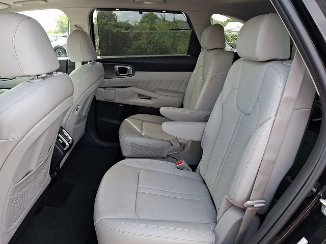 Used 2023 Kia Sorento SX Prestige AWD/4WD image 10