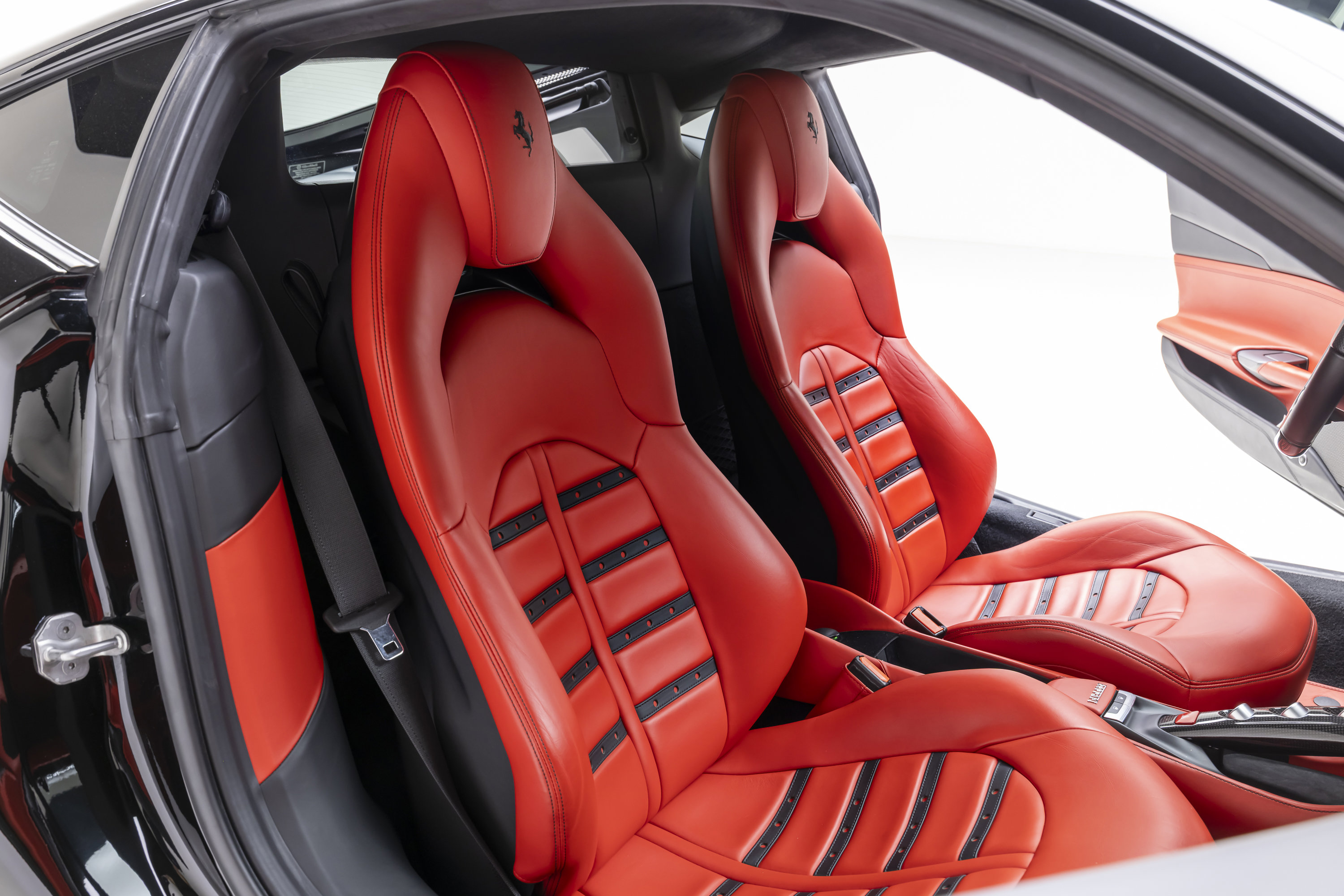 Certified 2018 Ferrari 488 GTB RWD image 63
