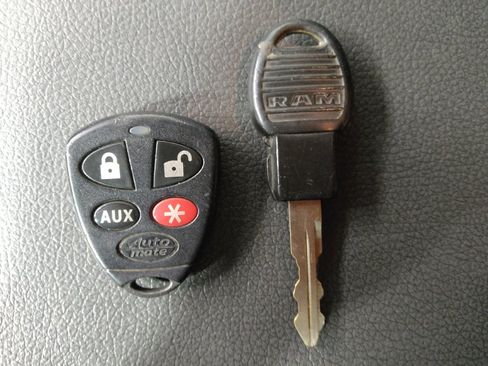 Used 2014 RAM 2500 Tradesman image 32