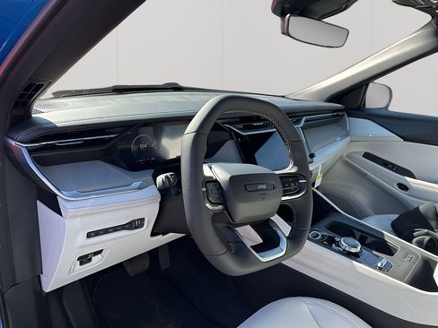 New 2026 Jeep Cherokee Limited image 24