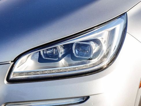 Used 2024 Lincoln Corsair Reserve w/ Equipment Group 201A image 5