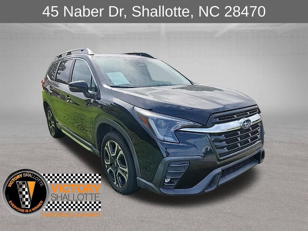 Used 2023 Subaru Ascent Limited AWD/4WD image 1