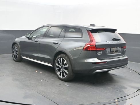 New 2026 Volvo V60 B5 Cross Country Ultra w/ Protection Package Premier AWD/4WD image 3