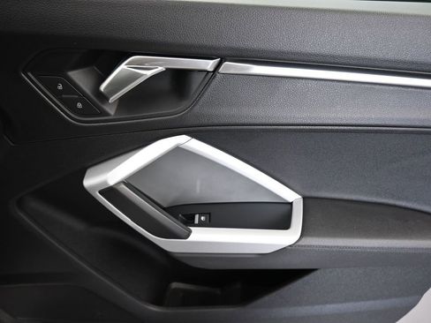 Used 2023 Audi Q3 2.0T Premium image 43