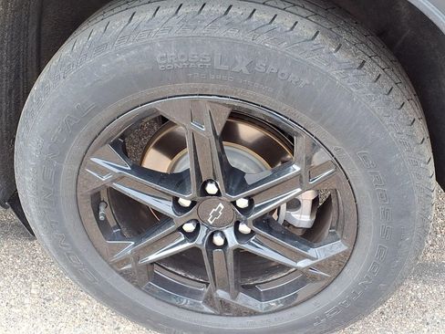 Used 2023 Chevrolet Blazer LT w/ Midnight/Sport Edition image 9