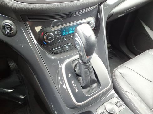Used 2013 Ford Escape Titanium w/ Parking Technology Pkg AWD/4WD image 17