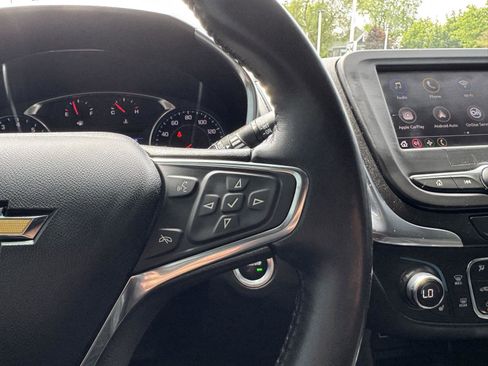 Used 2021 Chevrolet Equinox LT FWD image 23