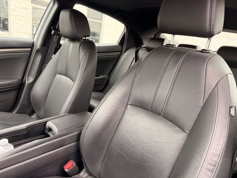 Used 2019 Honda Civic EX-L image 8