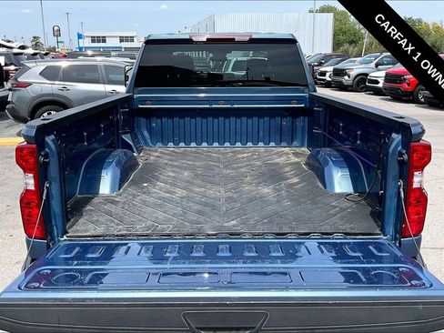 Used 2025 Chevrolet Silverado 2500 LT w/ Convenience Package AWD/4WD image 16