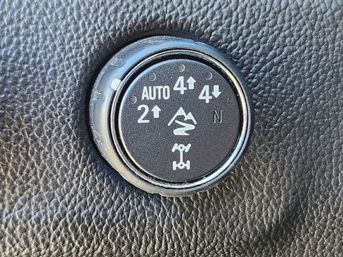 Used 2019 Chevrolet Colorado ZR2 image 25