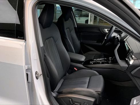 Used 2025 Audi A5 2.0T Premium Plus image 9