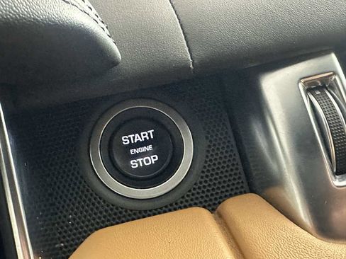 Used 2020 Land Rover Range Rover Sport SVR image 36
