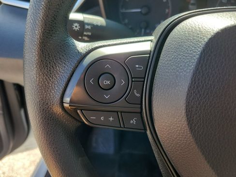Used 2024 Toyota Corolla LE FWD image 19