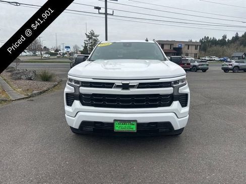 Used 2022 Chevrolet Silverado 1500 RST w/ Z71 Off-Road Package AWD/4WD image 3