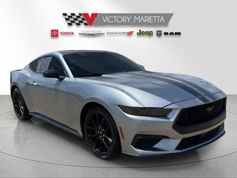 Used 2024 Ford Mustang Coupe RWD image 7