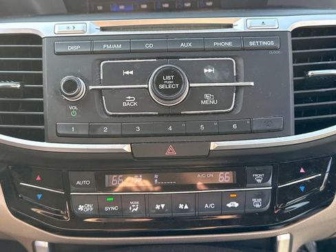 Used 2016 Honda Accord LX image 25