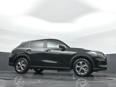 Certified 2026 Honda HR-V LX image 29