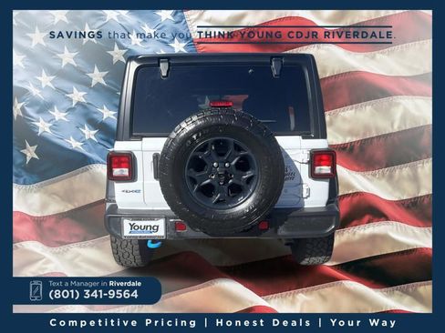Used 2023 Jeep Wrangler Unlimited w/ 8.4" Radio Group image 4