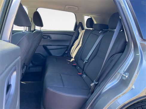 Used 2024 Nissan Rogue S image 13