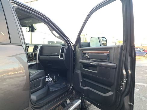 Used 2016 RAM 2500 Laramie image 16