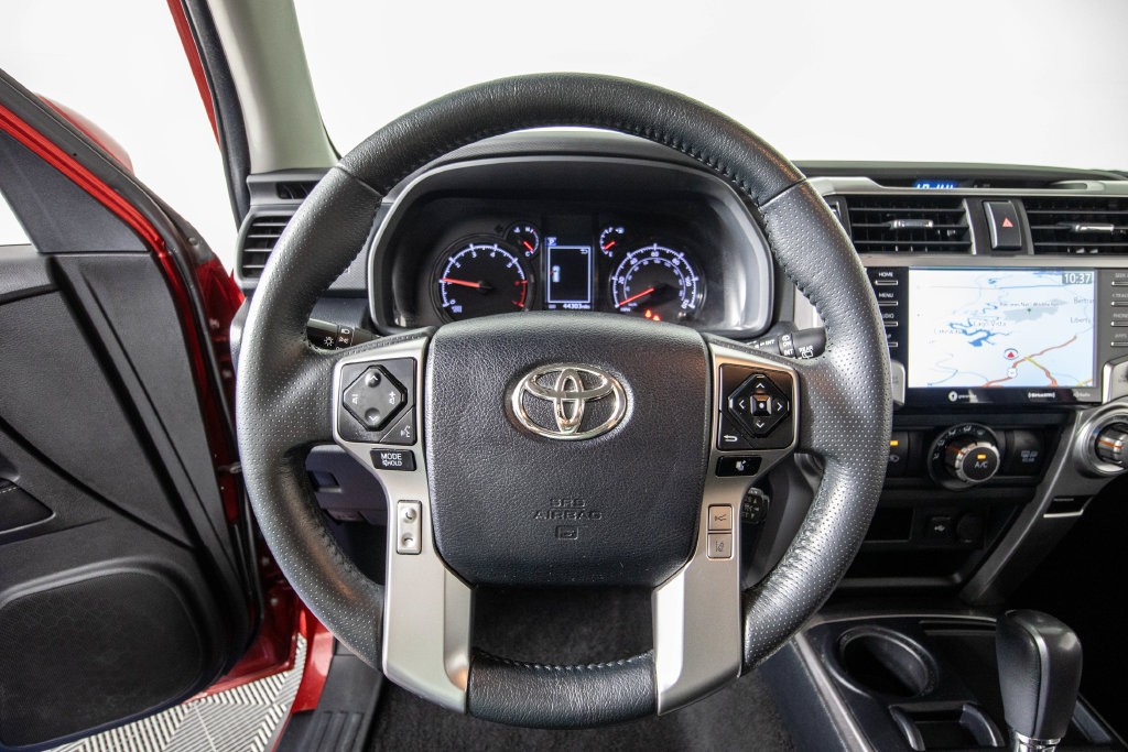 Used 2022 Toyota 4Runner SR5 Premium w/ Moonroof Package RWD image 20
