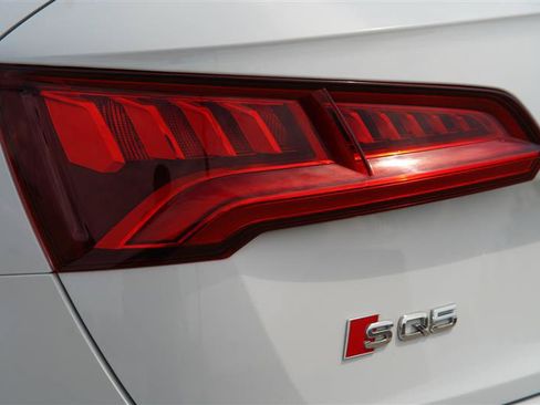 Used 2019 Audi SQ5 Prestige AWD/4WD image 36