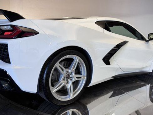 Used 2023 Chevrolet Corvette 3LT w/ Z51 Performance Package image 27