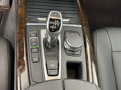 Used 2018 BMW X5 xDrive35i w/ M Sport Package AWD/4WD image 15